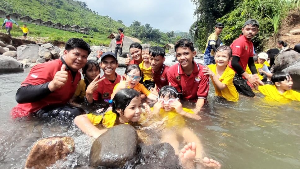 trekking sentul ramah anak